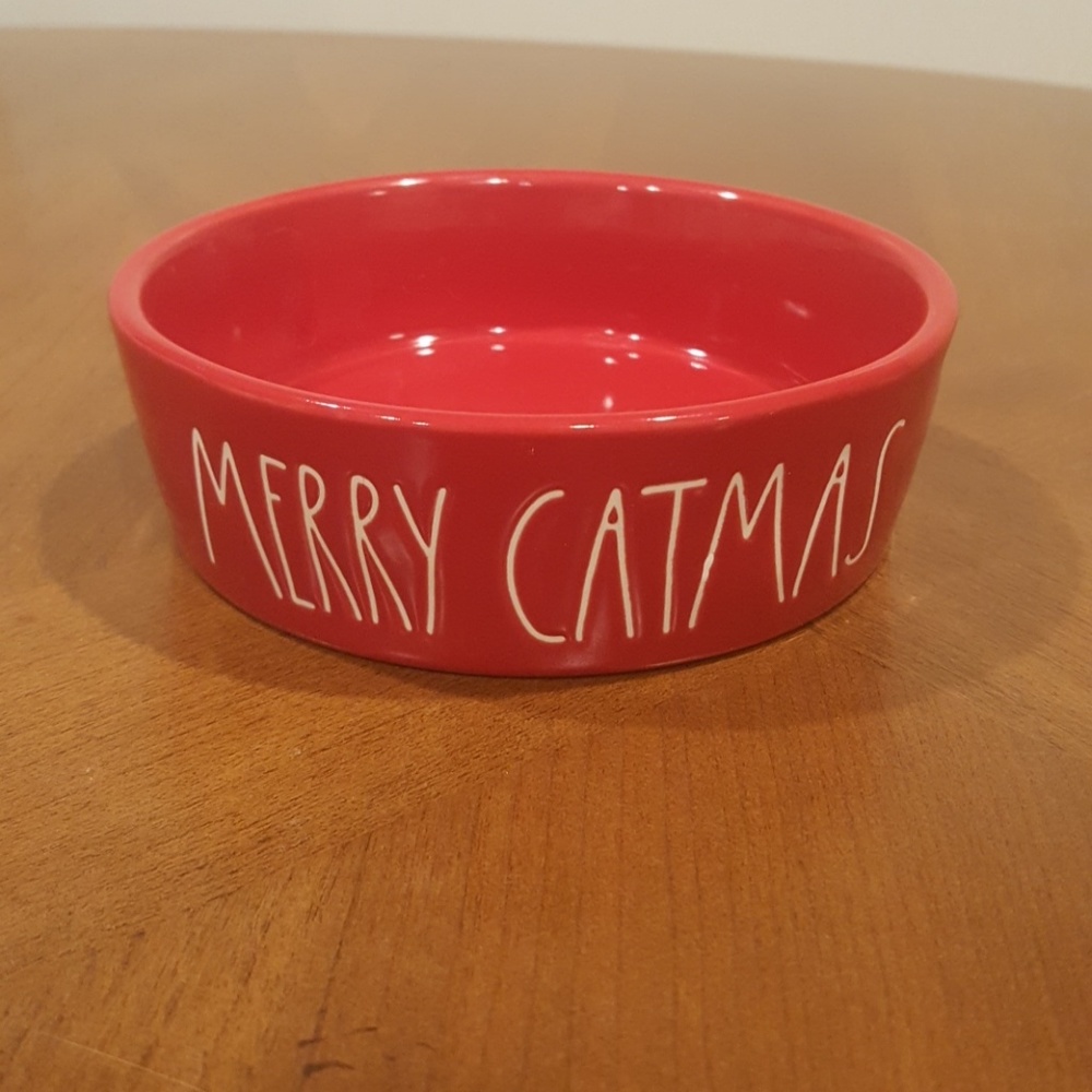 MERRY CATMAS dish by Rae Dunn